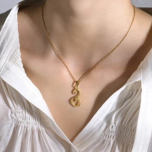 Collana con Ciondolo a Forma di Serpente e Rosa in Acciaio Inossidabile per Donna Gioielli in Metallo Oro Argento
