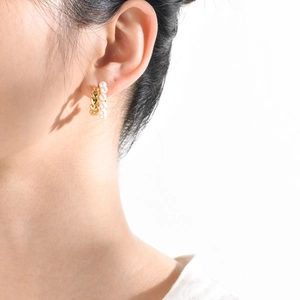 Boucles D'oreilles Créoles Élégantes En Forme De C Cuivre Plaqué Or Motif Cœur Künstliche Perle D'imitation Blanche Pour Femmes