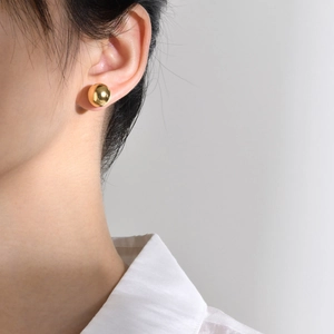 Boucles d'Oreilles Clous en Acier Inoxydable Sphère Ronde Minimaliste pour Femmes Bijoux de Mode Géométriques Plaqué Or