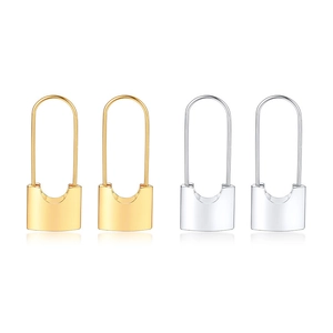 Modernes Set aus Edelstahl-Ohrringen in Schlossform in Gold und Silber