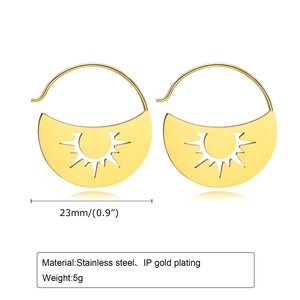 Orecchini a sole e luna in acciaio inossidabile placcati oro con finitura lucida