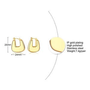 Détails de boucles d'oreilles en U en acier inoxydable doré 25 mm avec placage IP et poli miroir