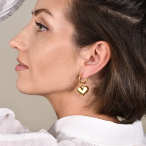 Boucles d'oreilles créoles en acier inoxydable doré 18 carats en forme de cœur
