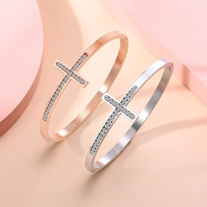 Bracelets croisés minimalistes en acier inoxydable or rose et argent avec zircons