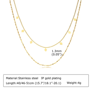 Collier double couche en acier inoxydable doré avec breloques losanges et chaînes à maillons