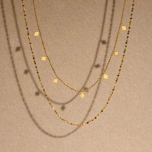 Collier double rang en acier inoxydable doré avec pendentifs losanges élégants