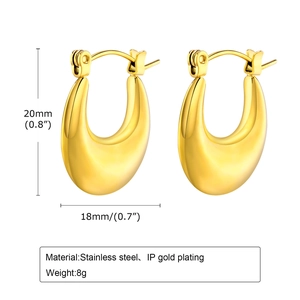 Detail showing dimensions and material of gold U-shaped bamboo earrings in stainless steel
