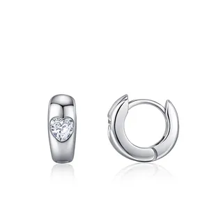 Boucles d'Oreilles Créoles en Argent Sterling 925 Avec Zirconia en Cœur Pour Femmes Boucles d'Oreilles Huggie en Argent Minimalistes Bijoux