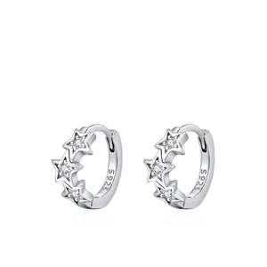 Boucles d'Oreilles Huggies Étoile en Argent Sterling 925 pour Femmes Minimaliste Zirconia Incrusté Petite Étoile à Cinq Branches Bijoux
