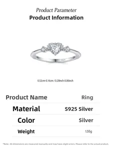 Détail macro de la bague coeur en argent S925 avec spécifications de poids et taille
