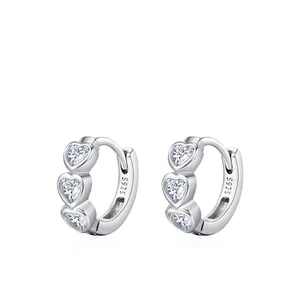 Orecchini a Cerchio a Cuore in Argento Sterling S925 per Donna Eleganti Scintillanti Forma a C Cuore Zirconia Gioielli Regalo