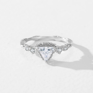 925 silver vintage trillion cut diamond ring with engraved band and heart shaped prongs