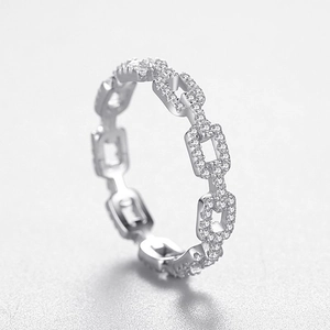 Minimalist S925 sterling silver chain ring with pavé sparkling cubic zirconia crystals