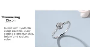 Détail de la bague en argent S925 avec oxyde de zirconium rond serti à griffes