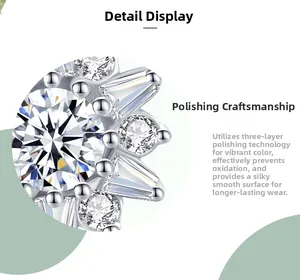 Gros plan de boucles d'oreilles tournesol en argent s925 avec zircons polis brillants