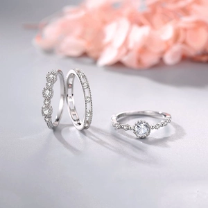 Ensemble de trois bagues en argent sterling S925 avec zircons ronds de style élégant