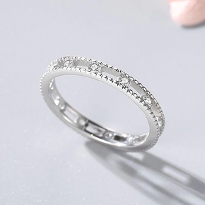 Bague double couche en argent sterling S925 avec ajouré élégant et zircons brillants
