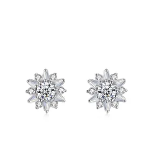 Boucles d'Oreilles Clous en Argent Sterling 925 Forme Tournesol pour Femmes Zirconia Incrusté Flocon de Neige Bijoux Exquis Cadeau