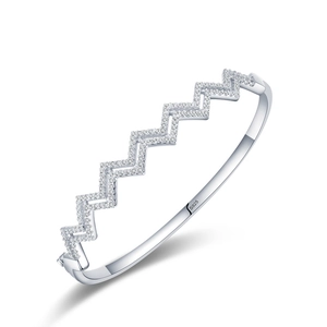 S925 sterling silver wavy bangle set with sparkling cubic zirconia on white background