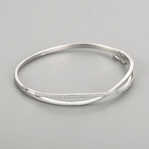 Minimalist S925 sterling silver crossover open bangle with sparkling cubic zirconia pavé