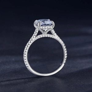 Bague de luxe en argent sterling 925 avec diamant de 1 carat et pierres d'accentuation latérales