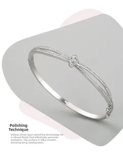 Détail du bracelet noeud en argent S925 avec polissage triple couche et zircons