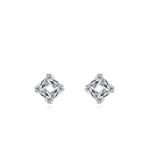 Orecchini a perno quadrati in argento s925 con scintillanti zirconi cubici chiari