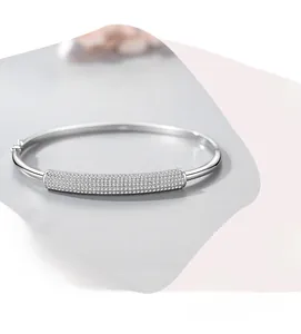 Detailed close-up of s925 silver bamboo bangle showing pavé-set diamonds and clasp