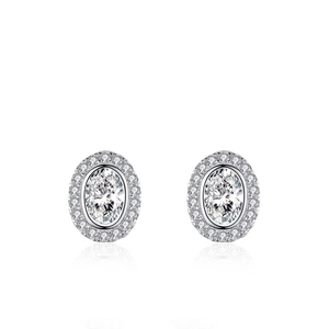 Elegant S925 sterling silver oval halo stud earrings with brilliant cubic zirconia stones