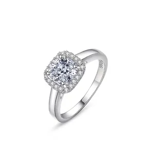 Bague en Argent Sterling 925 pour Femme Taille Coussin Zirconia Halo Mariage Engagement Bijoux de Mode Couleur Argent Classique