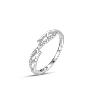 S925 Sterlingsilber Zweig Ring Für Damen Minimalistischer Ast Kreuzung Zirkonia Mikro-Einlage Wald-Stil Süßer Ring Schmuck Geschenk