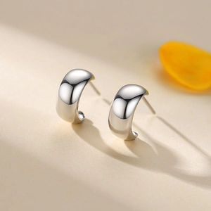 Minimalist S925 sterling silver C-shaped stud earrings with high-polished finish
