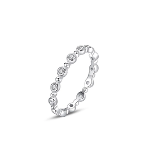 Bague minimaliste en argent sterling S925 avec zircons ronds sertis pavé
