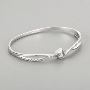 Bracciale in argento S925 a doppio strato incrociato con cuore e pietre preziose