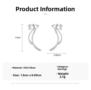 Dettagli dei ear cuff in argento S925 con zirconi, misura 1,8cm x 0,89cm, peso 2,1g
