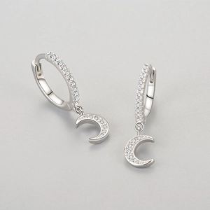 Boucles d'oreilles croissant de lune en argent S925 avec pavé de zircons brillants