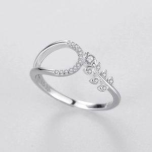 Elegant S925 sterling silver leaf ring for women with cubic zirconia pave accents