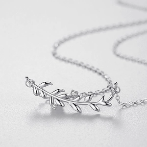 Minimalist S925 sterling silver leaf necklace with olive branch pendant and zircons