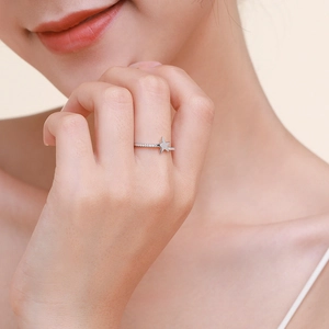 Bague étoile minimaliste en argent sterling S925 pour femme avec pierres de zircone cubique