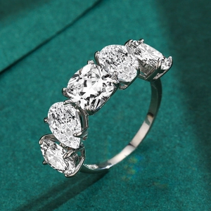 Anillo de plata de ley S925 con cinco piedras preciosas de varios cortes brillantes