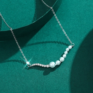 Elegant S925 sterling silver necklace with gradient pearls and sparkling zircons