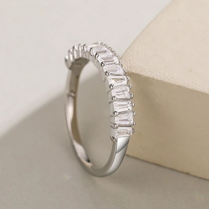 Elegant S925 sterling silver ring featuring baguette-cut zircon stones in a minimalist style