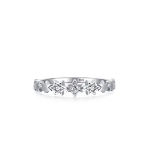 925 Sterling Silver Star Rhinestone Band Ring For Women Minimalist Dainty Celestial Sparkly Finger Ring Fashion Jewelry Accessory