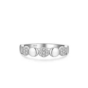 Anello in Argento Sterling 925 con Cerchi Geometrici Minimalista per Donna Gioielli alla Moda con Strass Micro Pave