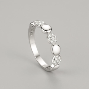 Anello classico in argento sterling S925 con cluster di diamanti alternati per donna