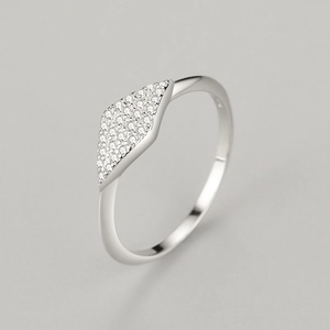 Bague géométrique en argent S925 avec losange serti de cristaux de style minimaliste