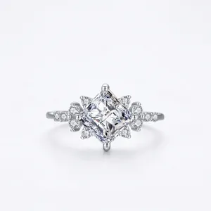 Elegant S925 Sterling Silver Princess Cut Square Rhinestone Ring For Women Fashion Luxury Sparkle Inlaid Finger Ring Jewelry