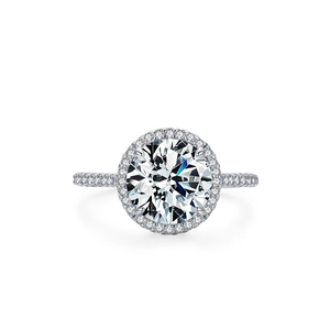 Luxurious 925 sterling silver ring with 5-carat round brilliant cut diamond and halo setting