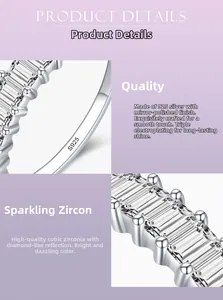 Gros plan sur bague en argent 925 avec pierres de zircone et poinçon S925