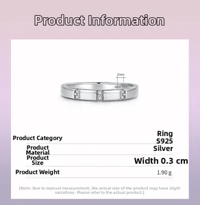 Détail d'une bague en argent sterling S925 avec micro-pavage de diamants et largeur 0,3cm